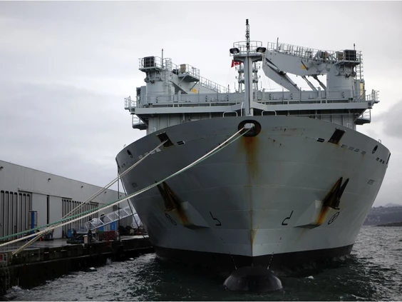  افزایش ٧١ میلیون دلاری قرارداد کشتی اجاره ای نیروی دریایی کانادا