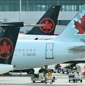 شرکت هواپیمایی ایر کانادا ۲۶٠٠ نفر از کارمندانش را به کار بازمی‌گرداند
