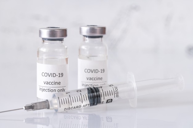  کانادا تغییر برچسب واکسن کووید ۱۹ فایزر را به ۶ دوز تصویب می کند