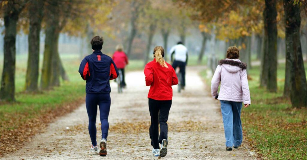 افرادی که قلب‌درد دارند چگونه باید ورزش کنند؟