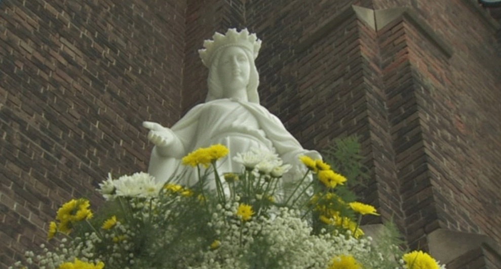 مجسمه مریم مقدس